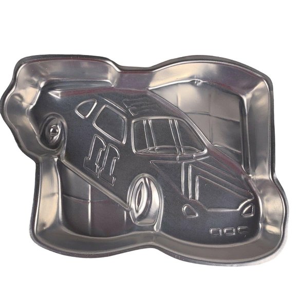 Vintage Wilton #11 Race Car Cake Pan 1997 Baking Mold 2105-1350 - Picture 2 of 12